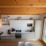 Spectacular Views And Modern Living On Prázdninový dům Bellano